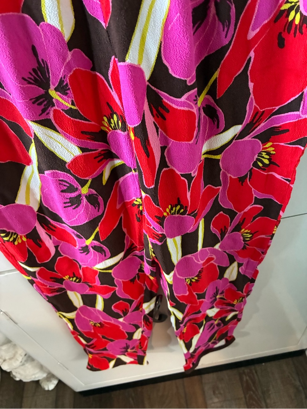 Kate Spade sz 6 Pink & Red Floral Pull-On Pants euc - Picture 4 of 9